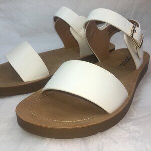 SODA White Comfort Ankle Womens Sandals/NWT/9